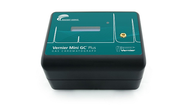 Gas Chromatograph Plus – plynový chromatograf